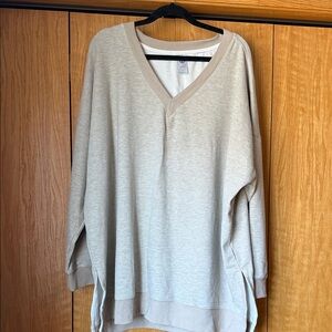 Te Verde 3X V-Neck Sweater in Light Beige